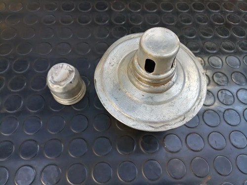 Antigua Baliza De Aluminio A Kerosene