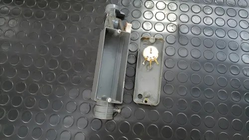 Caja Aluminio Y Regulador De 3 Velocidades Ventilador De Pie Plateado
