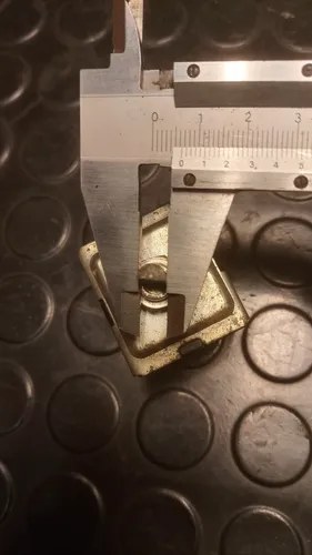 Llave Rotativa Magnalux 220v 30a Dorado - 4