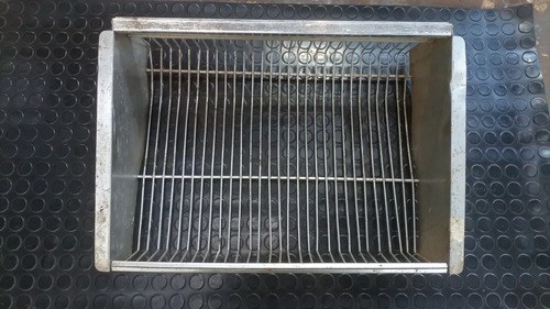 Canasto / Estante De Aluminio De Heladera Antigua