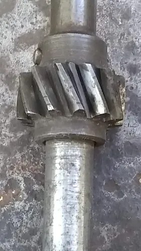 Eje / Engranaje Mando Bomba De Aceite Fiat 133 Original - 3