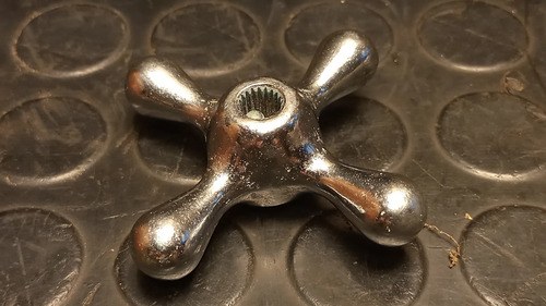Antigua Manija / Volante Canilla Bronce Agua Fría Plateado Brillante - 2