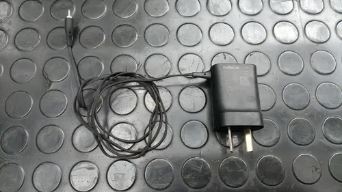 Cargador Celular Nokia Ac-11ar Pin Fino 5v. 450 Ma. Negro