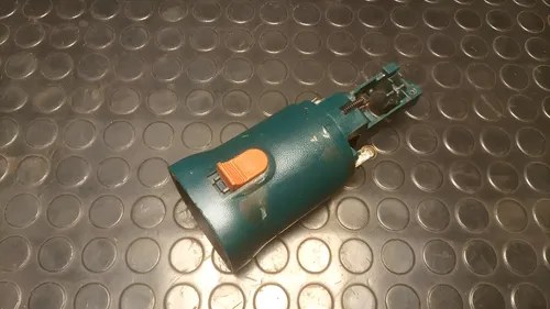 Carcasa Superior / Interruptor Amoladora Black&decker Kg72 Azul Oscuro 50