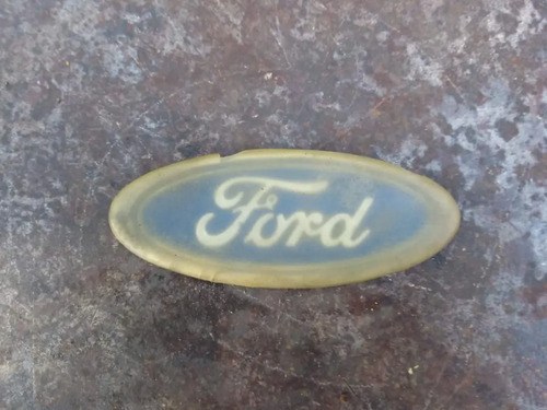 Insignia Ford Parrilla Falcon / Taunus - 3