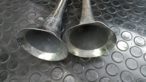 2 Cornetas De Bocina De Camión (con Detalles) - 9
