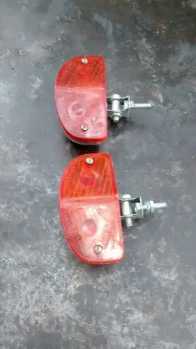 Juego De Faros Auxiliares De Posición / Giro (oxidados) - 2