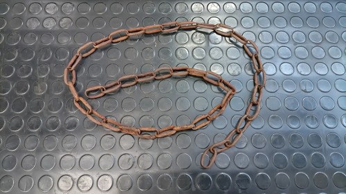 Cadena Oxidada Con Desgaste Número 4 Mm Tramo De 1,1 Metros Óxido
