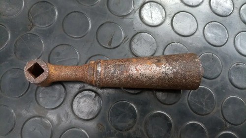 Antiguo Picaporte / Manija De Puerta De Chapa / Hierro Oxidado