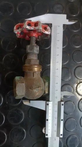 Llave De Paso Para Agua De Bronce 1/2 Pulgada - 10