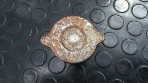 Tapa De Radiador Usada