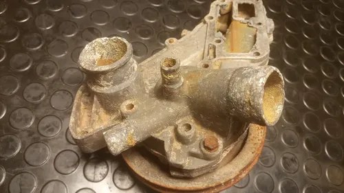 Bomba De Agua Renault 9 / 11 Para Reacondicionar - 5