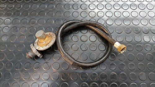 Regulador Y Manguera 80 Cm. Para Garrafa Gas 10 / 15 Kg. - 2