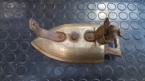 Plancha Antigua Para Reparar O Repuestos (no Funciona) - 5