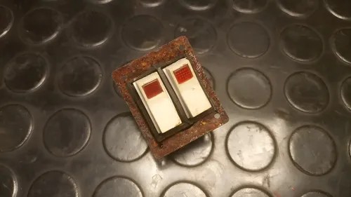 Interruptor Doble Estufa Eléctrica Neón Marca Covre 220v 10a Interruptor Dobre Estufa Eléctrica Neón