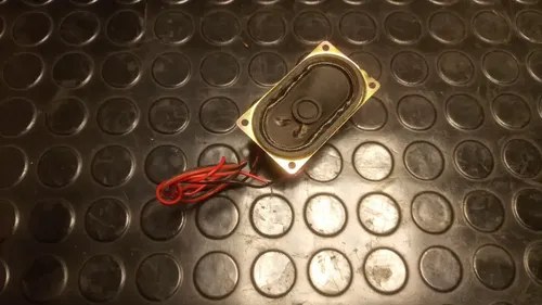 Parlante 3w 8 Ohms, Usado, En Buen Estado Dorado - 8