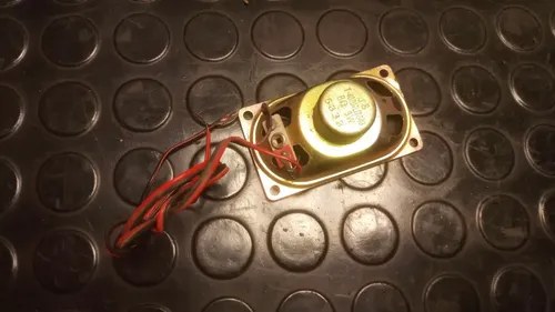 Parlante 3w 8 Ohms, Usado, En Buen Estado Dorado - 9