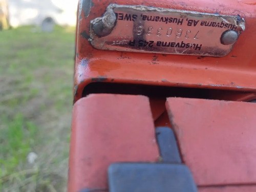 Desmalezadora Husqvarna 245 R - 3