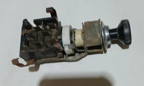 Llave Luces Ford F100 Punta Diamante Con Perilla - 2