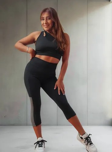 Conjunto Calza Capri+top Deportivo Excelente Calce Modelador - 10