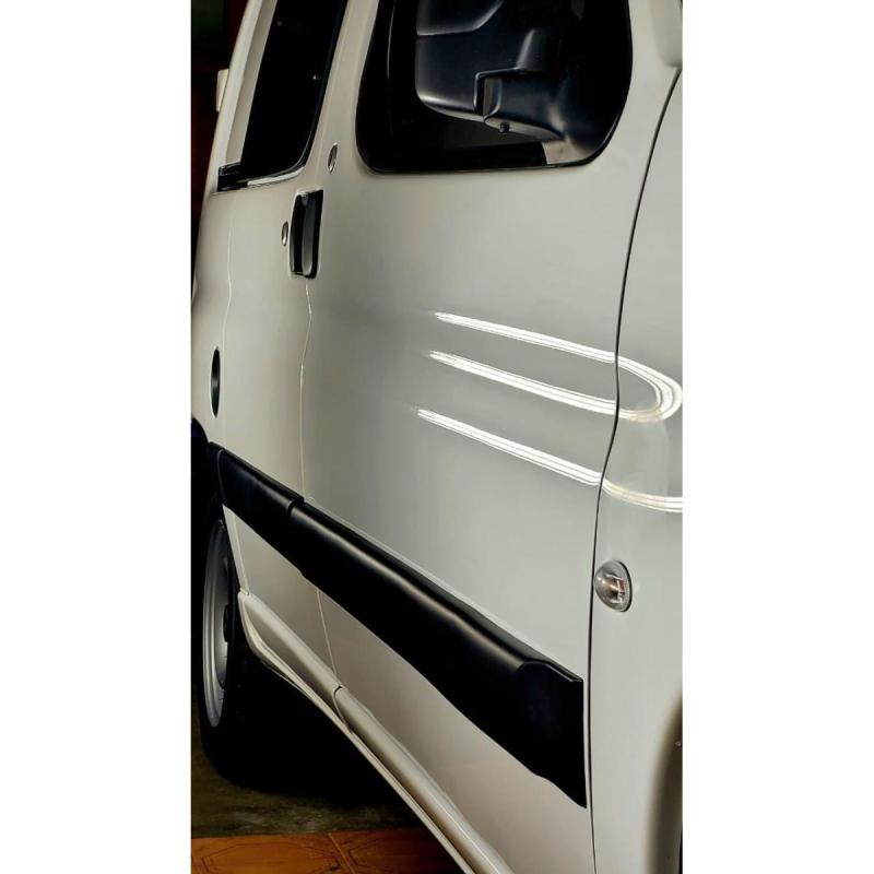Citroën Berlingo 2024 Citroen Berlingo 1.6 Hdi Furgon Mixto Homologado - 11