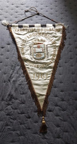 Banderin 1961 Festivel Folklore Hispanoameri Consultar Stock Argentina