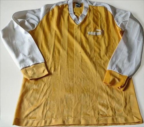Camiseta Genérica Marca Puma Vieja Amarilla Consultar Stoc Dorado S