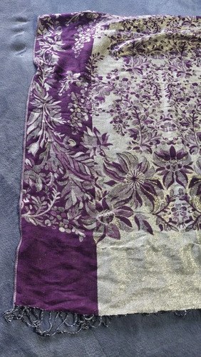 Chal O Pashmina Reversible Con Diseño Floral Hilos Dorados Violeta 1 - 4