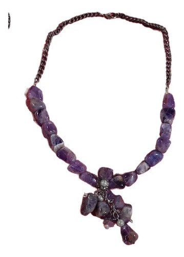 Collar Amatista Con Cadena De Metal Consultar Stock Violeta