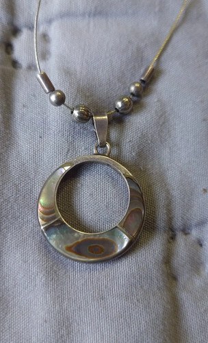 Collar Dije Plata Con Dije De Nacar Consultar Stock Plateado - 2