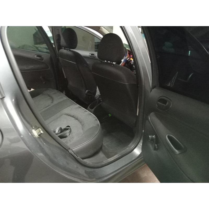 Peugeot 207 Compact XS 1.4 Allure full 5 Ptas Imp-Oferta $9800000_Vendo Permuto-San Cristóbal -CABA - 5