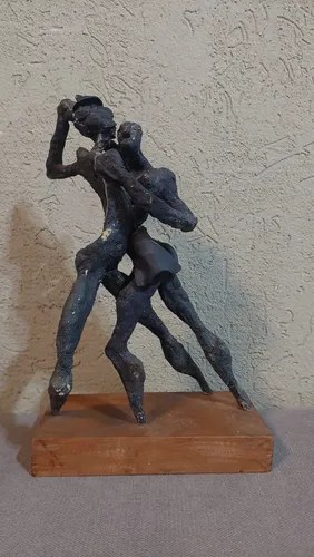 Escultura Bailarines Tango Hierro Yeso Consultar Stock Negro