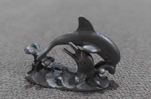 Figuras Delfines ,miniatura Peltre Consultar Stock Gris Oscuro
