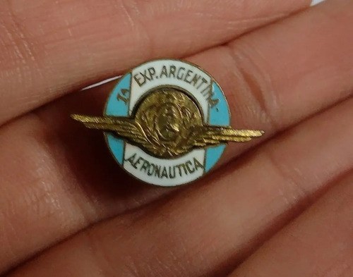 Pin Esmalte Primer Exposicion Aeronautica Consultar Stock