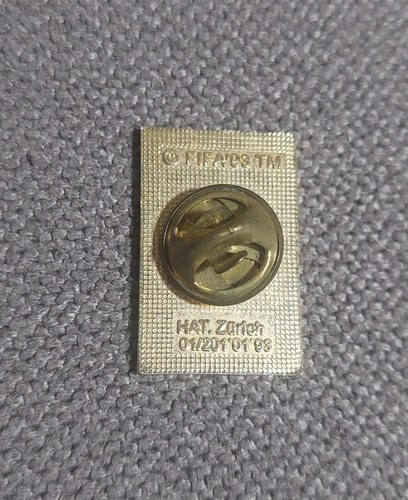 Pin Prendedor Fifa Fair Play 1993 Zurich Consultar Stock Amarillo - 5
