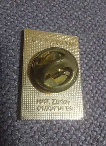 Pin Prendedor Fifa Fair Play 1993 Zurich Consultar Stock Amarillo - 6