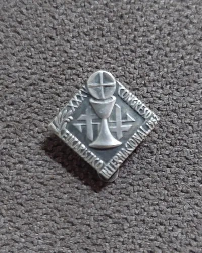 Pin Solapa Cong. Eucarístico Inter. Barcelona 1952 Plateado