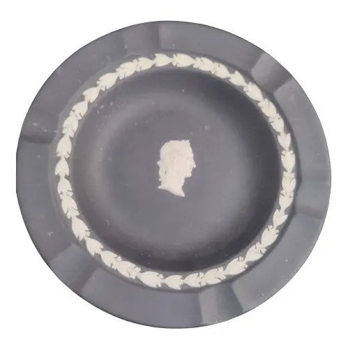 Plato Porcelana Negro Wedgwood Cesar Consultar Stock Negro Liso