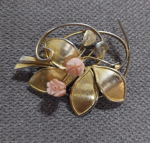 Prendedor Dorado Flores Coral Faltante Aguja Consultar Stock Dorado Oscuro