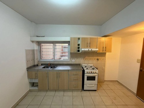 2 Ambientes Apto Profesional