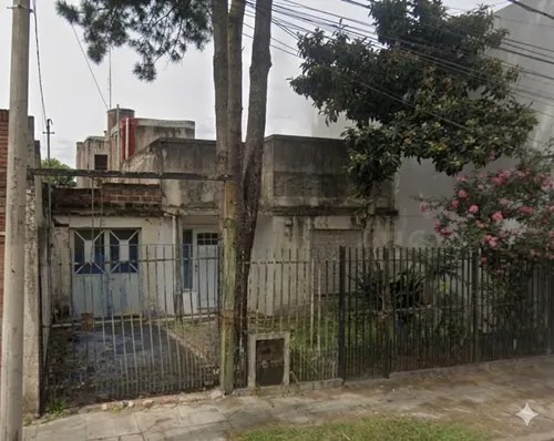 Casa S/lote 10x32