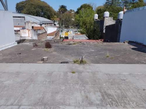 Terreno Con Galpon Al Fondo Lote De 10x40 Zona Id - 9