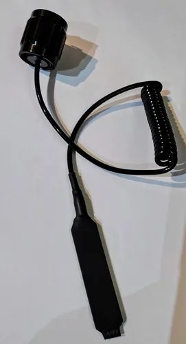 Pulsador Remoto Táctico Cable Rizado Para Linterna
