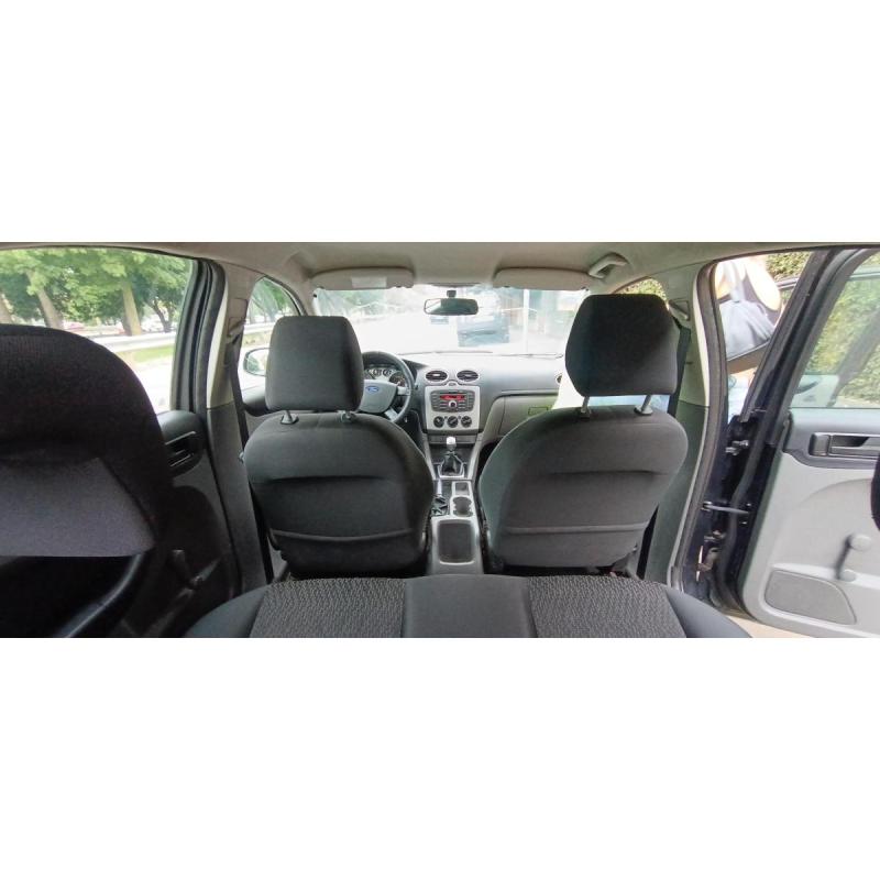 Ford focus 1.6 style 2012 - 2