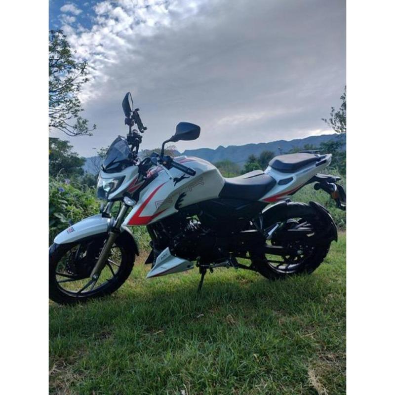 Vendo Tvs Rtr 200 Cc