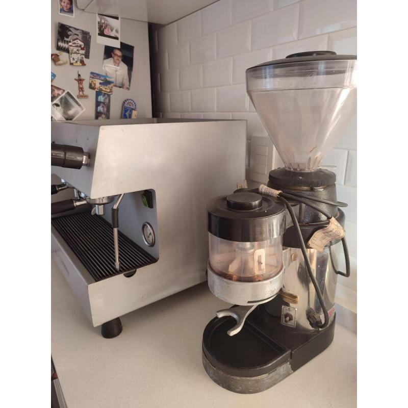 Cafetera Profesional Criollo Plus 2 Boquillas