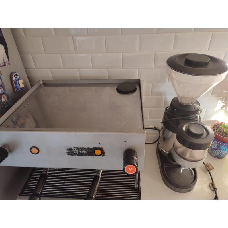 Cafetera Profesional Criollo Plus 2 Boquillas - 2