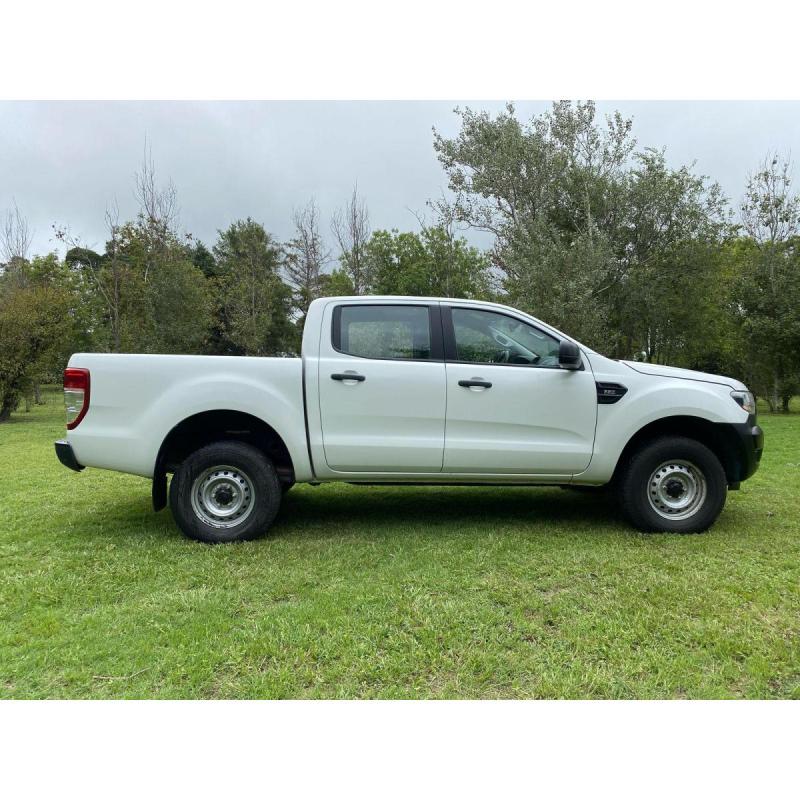 Vendo//Ford Ranger 2.2 TDI DC 4x2 XL