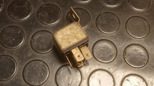 Relay Bosch Chapa 12v 20/30a Vehículos Clásicos Dorado - 2