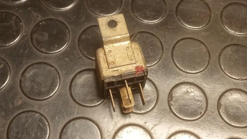 Relay Bosch Chapa 12v 20/30a Vehículos Clásicos Dorado - 3
